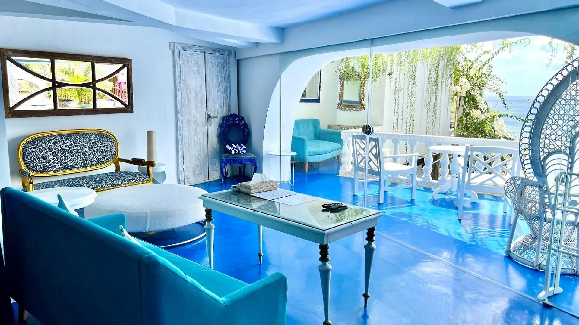 Morabito Art Cliff Villa Uluwatu  אינדונזיה