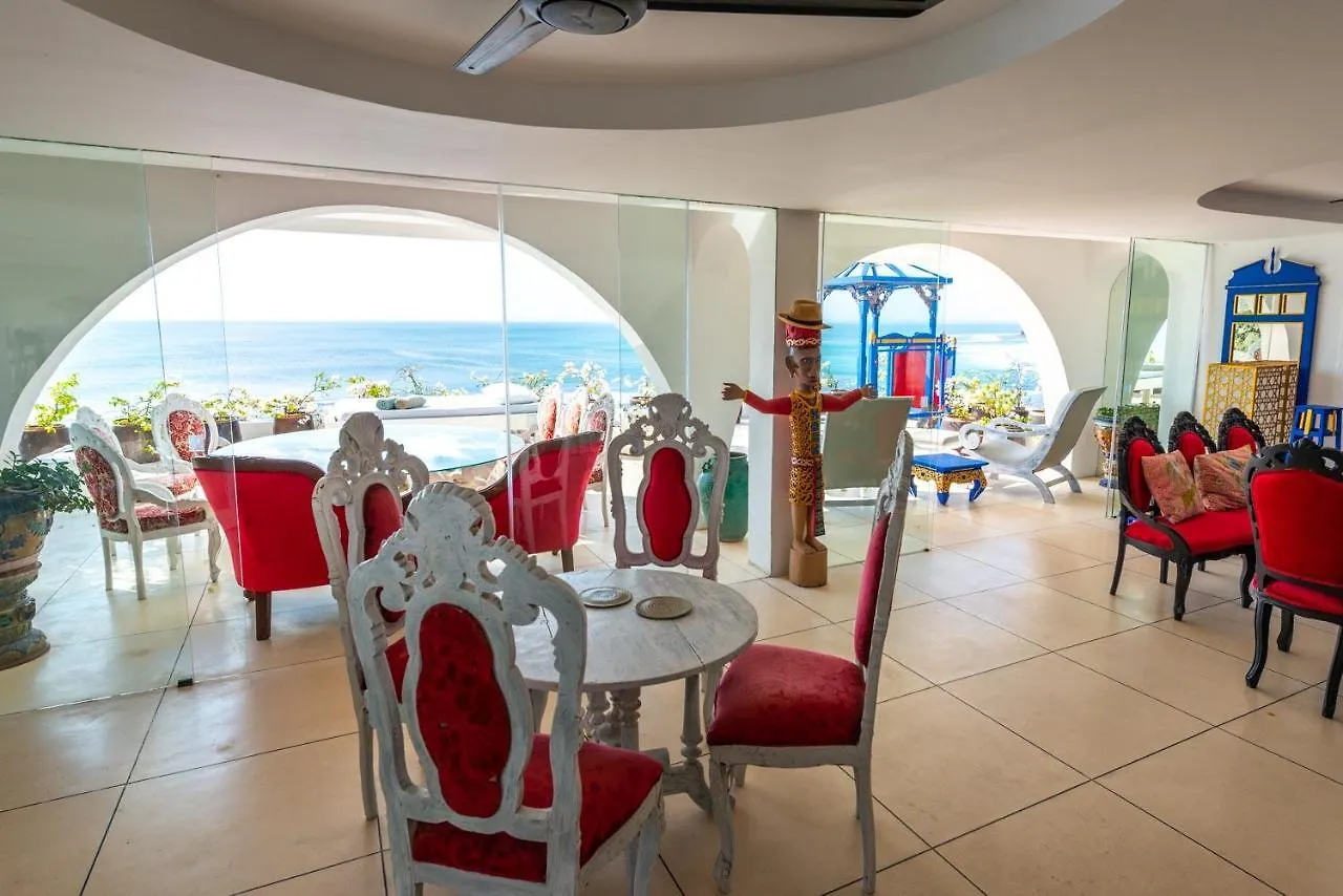 Morabito Art Cliff Villa Uluwatu  אינדונזיה