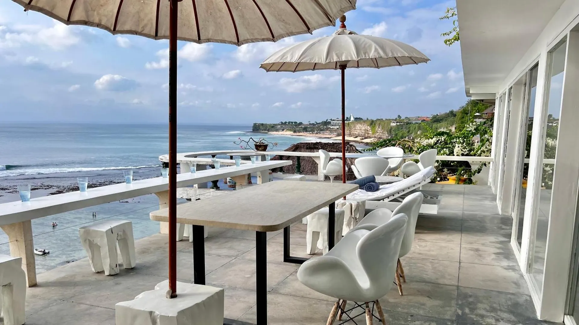Villa Morabito Art Cliff à Uluwatu