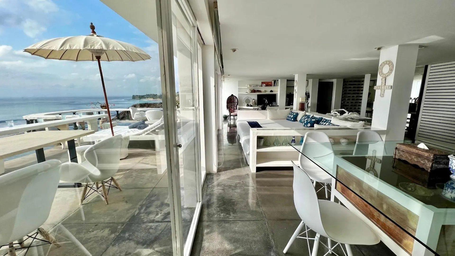 Villa Morabito Art Cliff à Uluwatu 0*,  Indonésie